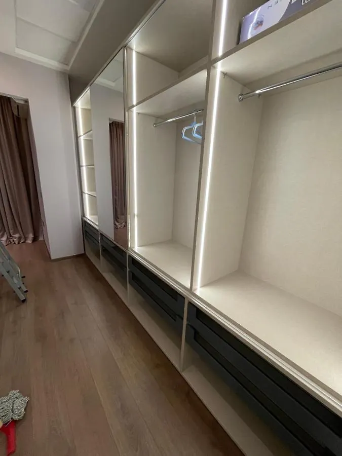 Mak Apartments ティラナ 0*,